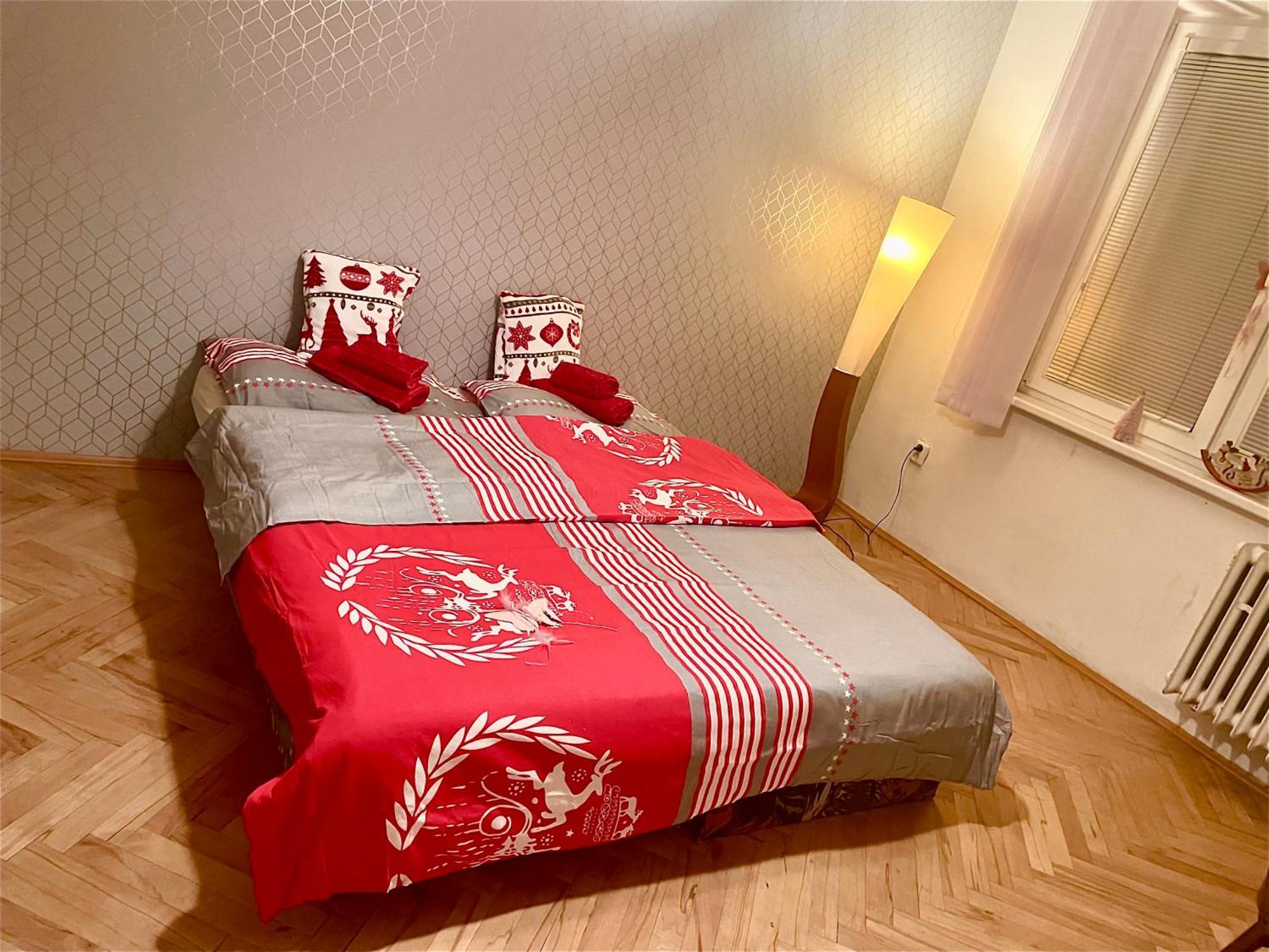 2,5 Izbovy Apartman V Ruzinove S Parkovanim Zdarma Μπρατισλάβα Εξωτερικό φωτογραφία